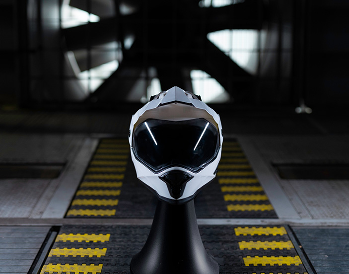 Front photo of helmet in thermo-acoustic tunnel